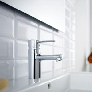 Monomando de lavabo Roca Targa con cadenilla cromado